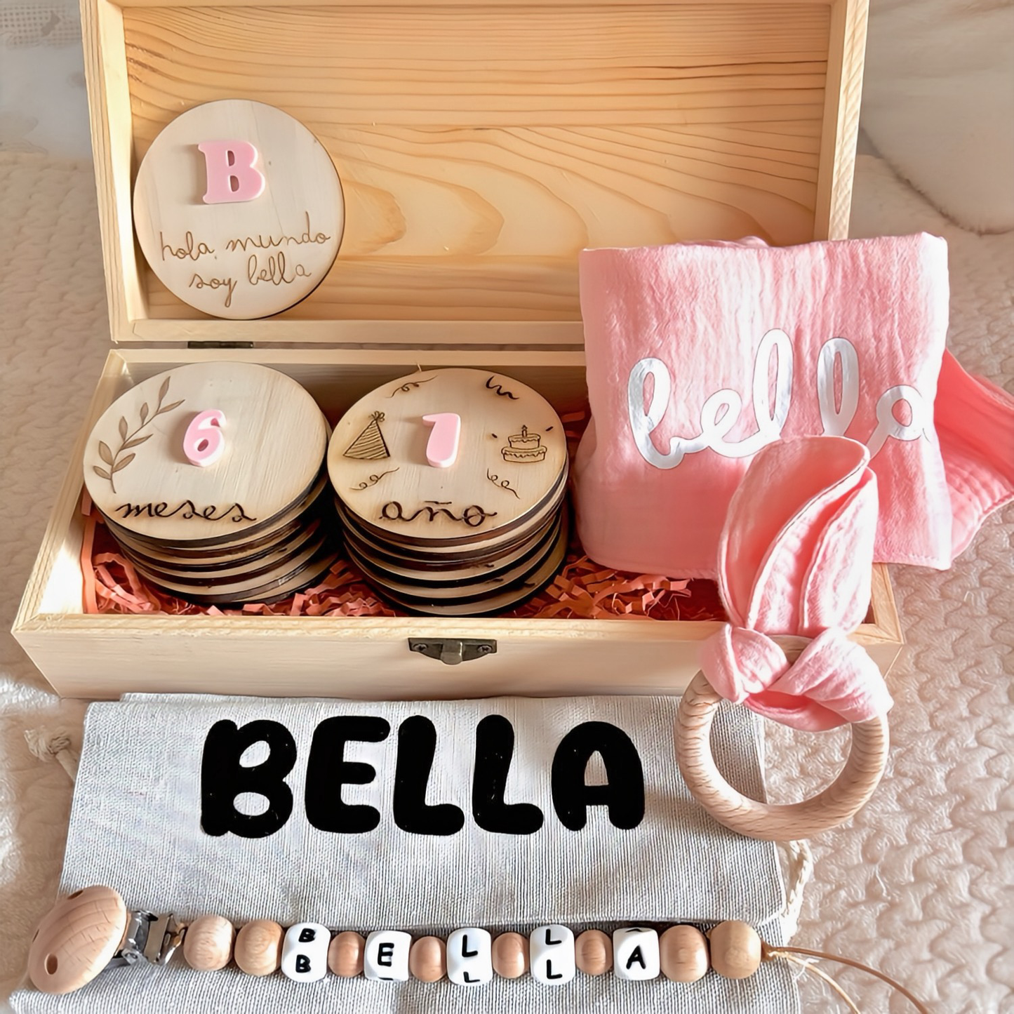 KIT Nacimiento: Plaquitas "Mesario Mágico" + Caja Personalizada + Chupetero